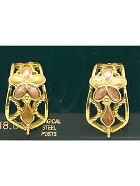 Vintage Sarah Coventry Pierced Earrings Peach Enamel Flower Filigree Gold-Tone